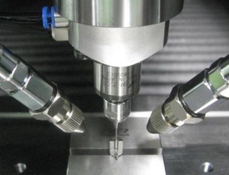 <a href='/zouxinjigaopinx.htm' class='keys' title='點(diǎn)擊查看關(guān)于高頻銑的相關(guān)信息' target='_blank'>高頻銑</a>主軸BM-320F.jpg